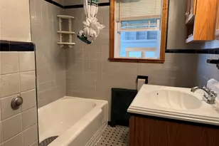 29 Dorchester St, Huntington Station, NY 11746 - Photo 19