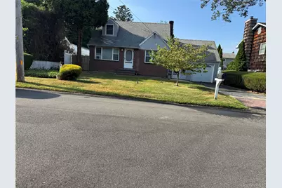 29 Dorchester Street, Huntington Station, NY 11746 - Photo 25