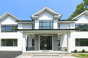 11 Edcris Ln, Huntington, NY 11743 - Photo 35