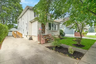 118 Linden St, Bellmore, NY 11710 - Photo 3