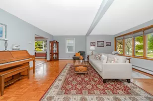 118 Linden St, Bellmore, NY 11710 - Photo 5