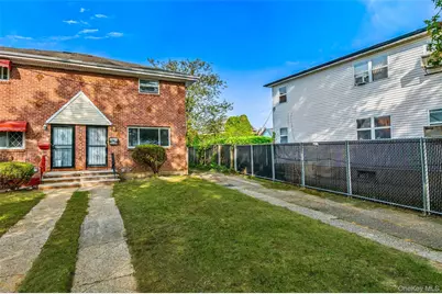 132-18 Farmers Boulevard, Saint Albans, NY 11434 - Photo 17
