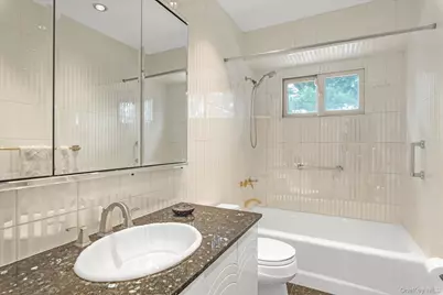 1628 Oswego Street, East Meadow, NY 11554 - Photo 11