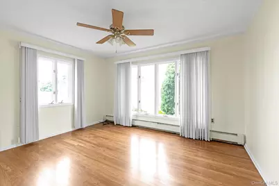 1628 Oswego Street, East Meadow, NY 11554 - Photo 9