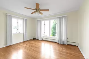 1628 Oswego St, East Meadow, NY 11554 - Photo 9