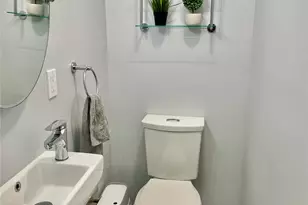 2525 Hone Ave, Bronx, NY 10469 - Photo 11