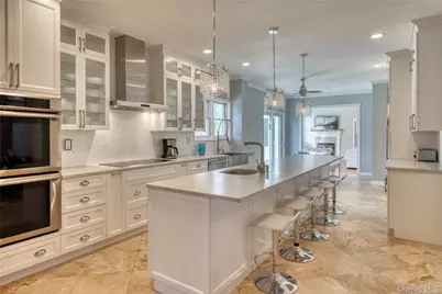 750 Kerwin Boulevard, Greenport, NY 11944 - Photo 3