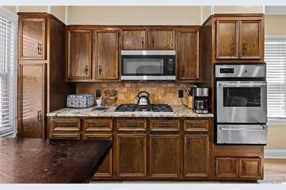 47 Alden Avenue, Valley Stream, NY 11580 - Photo 7