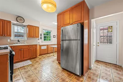 7548 195th Street, Fresh Meadows, NY 11366 - Photo 13