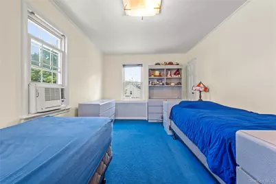 7548 195th Street, Fresh Meadows, NY 11366 - Photo 29