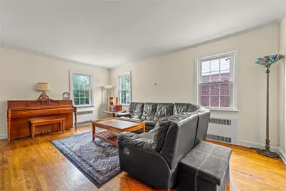 7548 195th Street, Fresh Meadows, NY 11366 - Photo 5