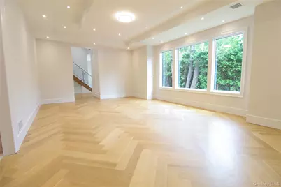 8 Sealy Drive, Lawrence, NY 11559 - Photo 15