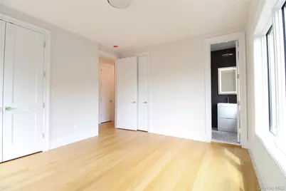 8 Sealy Drive, Lawrence, NY 11559 - Photo 29