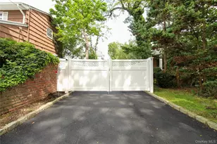 8 Sealy Dr, Lawrence, NY 11559 - Photo 41