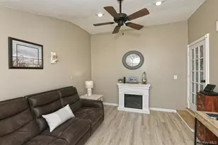 42 Montrose Dr, Commack, NY 11725 - Photo 17