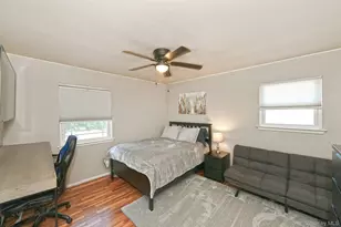 42 Montrose Dr, Commack, NY 11725 - Photo 25