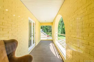 530 S Centre Island Rd, Oyster Bay, NY 11771 - Photo 23