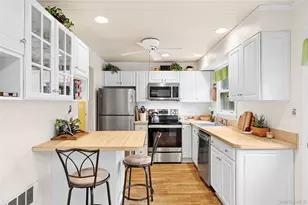 222 Half Hollow Rd, Deer Park, NY 11729 - Photo 9