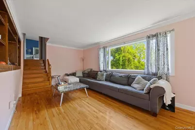 398 E Main Street, Jefferson Valley, NY 10535 - Photo 19