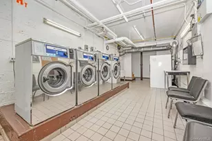 98-50 63rd Dr, Rego Park, NY 11374 - Photo 19