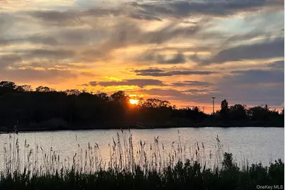 23 Marjorie Lane, Sag Harbor, NY 11963 - Photo 17