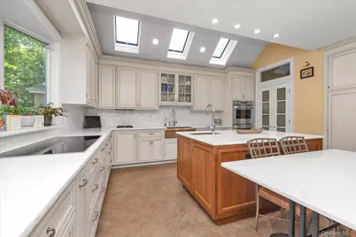 7 Stuyvesant Place, Lawrence, NY 11559 - Photo 9