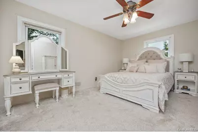 1 Earl Road, Melville, NY 11747 - Photo 19