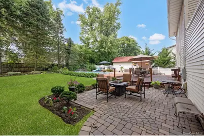 1 Earl Road, Melville, NY 11747 - Photo 25