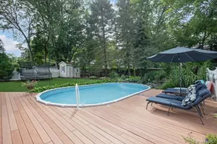 1 Earl Rd, Melville, NY 11747 - Photo 27