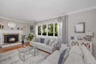 1 Earl Rd, Melville, NY 11747 - Photo 7