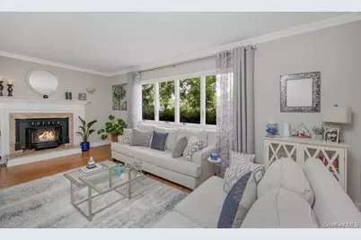 1 Earl Road, Melville, NY 11747 - Photo 5