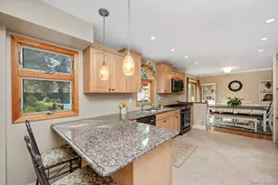 1 Earl Rd, Melville, NY 11747 - Photo 9