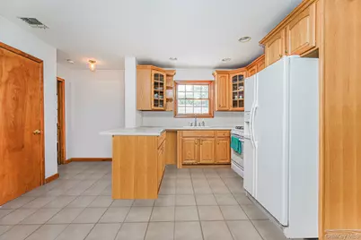 74 Longfellow Avenue, New York, NY 10301 - Photo 35