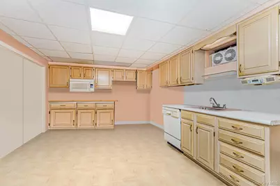 74 Longfellow Avenue, New York, NY 10301 - Photo 43