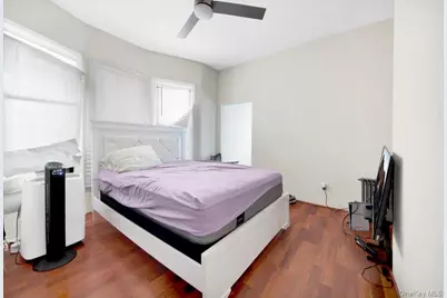 1573 Hollywood Avenue, Bronx, NY 10461 - Photo 15
