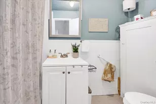 1573 Hollywood Ave, Bronx, NY 10461 - Photo 19