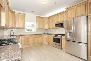 3309 Parkview Dr, Spring Valley, NY 10977 - Photo 7