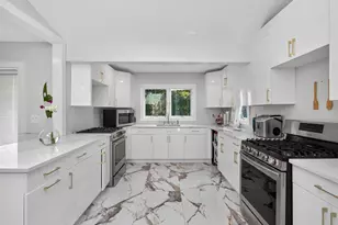 7 Eleanor Pl, Airmont, NY 10952 - Photo 15