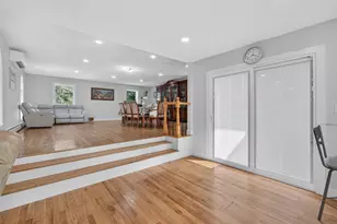 7 Eleanor Pl, Airmont, NY 10952 - Photo 9