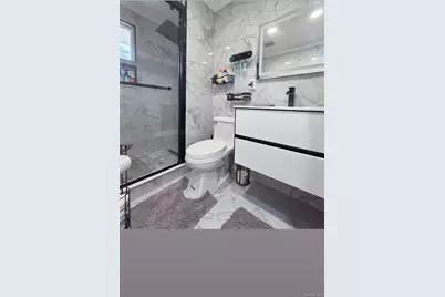 127 Hempstead Avenue, Lynbrook, NY 11563 - Photo 17