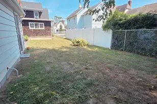 127 Hempstead Ave, Lynbrook, NY 11563 - Photo 39