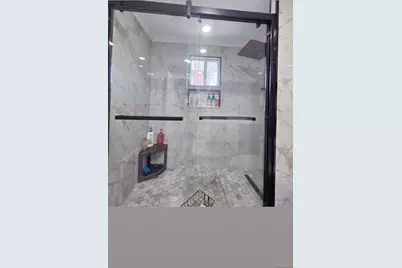 127 Hempstead Avenue, Lynbrook, NY 11563 - Photo 19