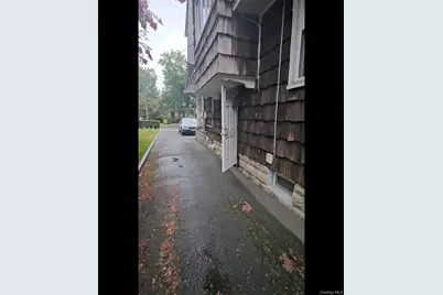 127 Hempstead Avenue, Lynbrook, NY 11563 - Photo 27