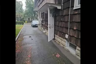 127 Hempstead Ave, Lynbrook, NY 11563 - Photo 27