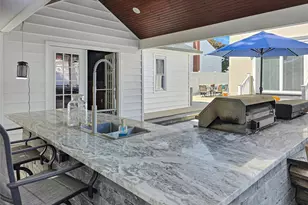 2593 Loftus Ave, Oceanside, NY 11572 - Photo 5