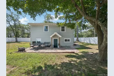 247 Woods Road, North Babylon, NY 11703 - Photo 41