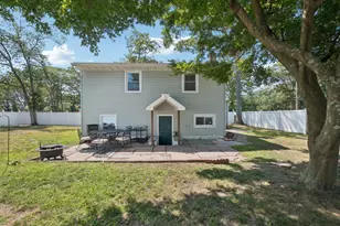 247 Woods Rd, North Babylon, NY 11703 - Photo 41