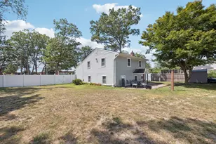 247 Woods Rd, North Babylon, NY 11703 - Photo 43