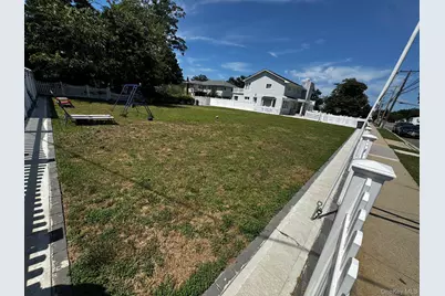 Clocks Boulevard, Massapequa, NY 11758 - Photo 7