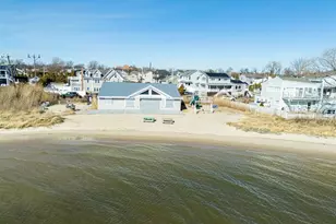 301 Center Bay Dr, West Islip, NY 11795 - Photo 25